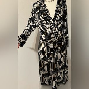 Beautiful NWT off white/black dress.  Size L.  Great for church, work, etc.